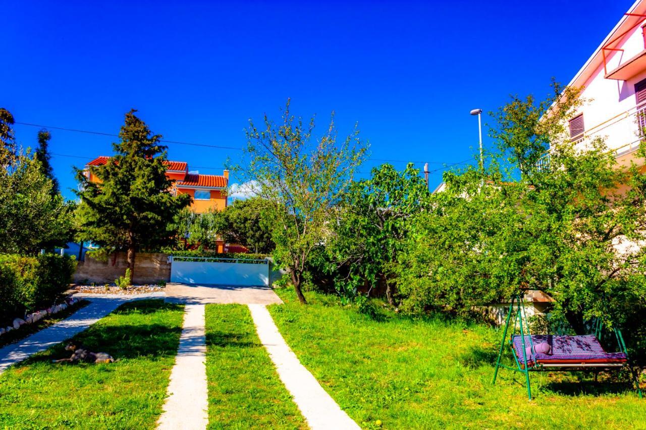 Vacation Home Grill & Chill With 350M2 Garden With Bbq Novi Vinodolski Esterno foto
